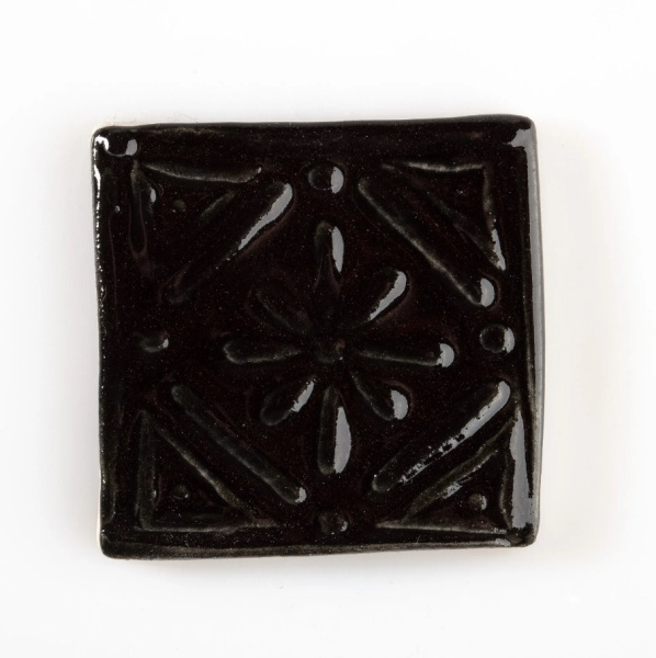 glazur-10050-prosto-chyernaya-ovo-ceramics-3